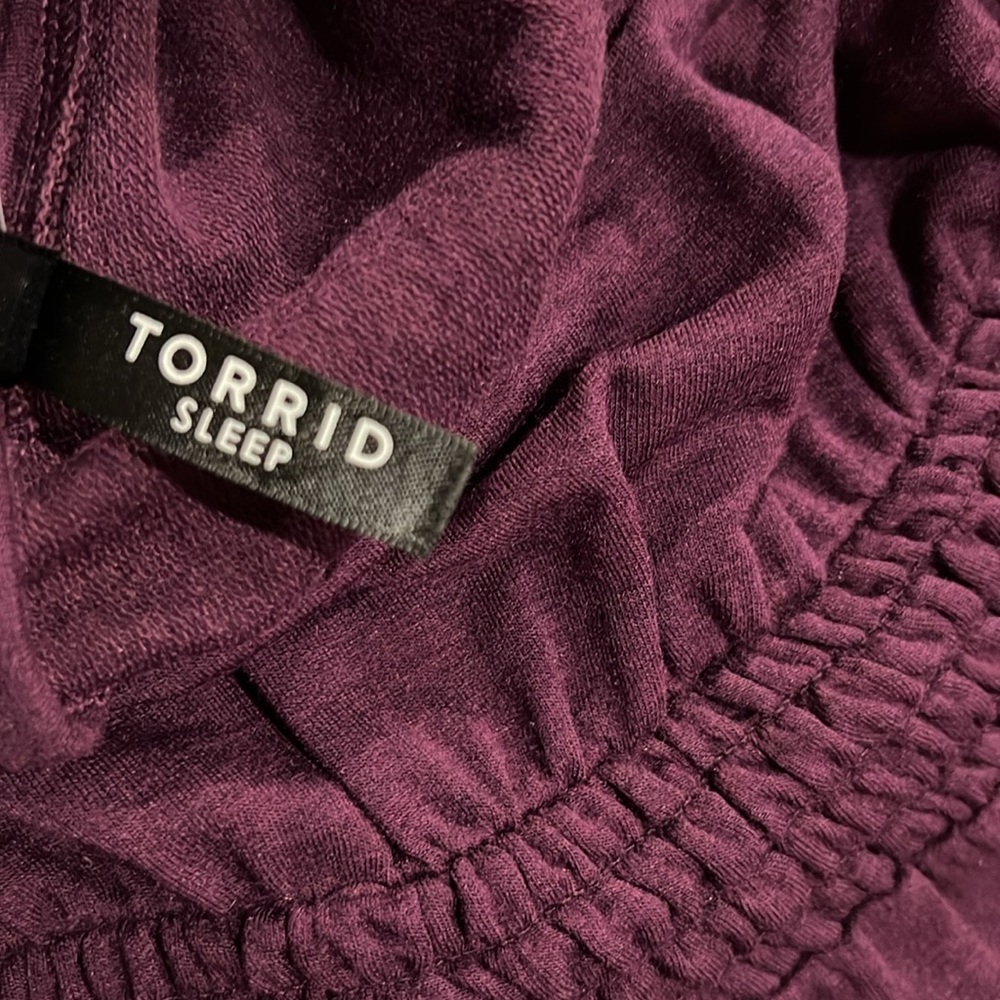 ❌Sold❌ Torrid Lightweight French Terry Smocked Lounge Chemise size 00 NWT! - Picture 11 of 12